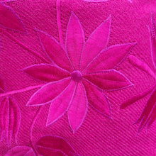 Load image into Gallery viewer, Fuchia Alpaca Shawl 02