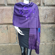 Load image into Gallery viewer, Purple Alpaca Shawl 04