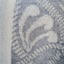 Load image into Gallery viewer, Baby Alpaca Cape (V7)