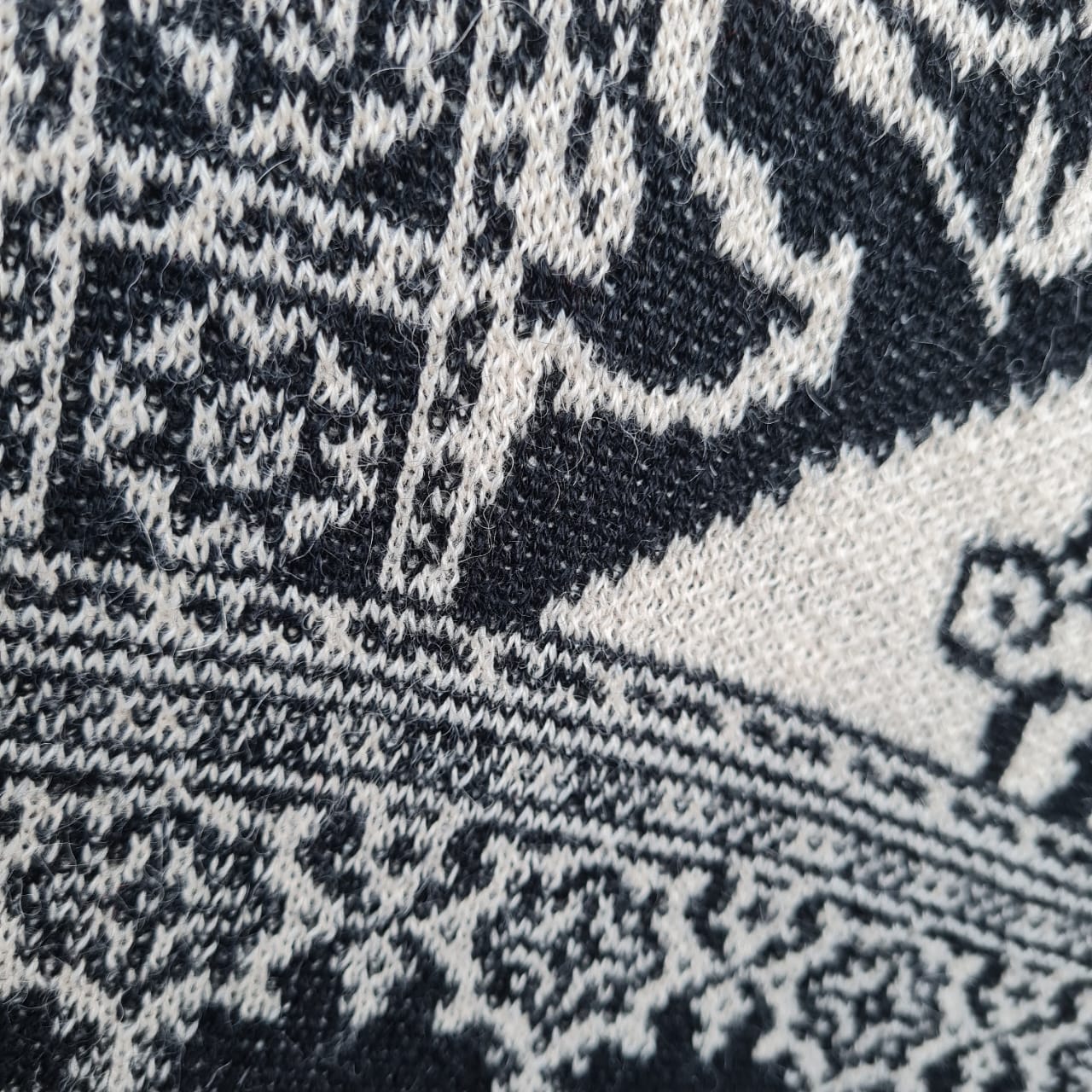 Baby Alpaca Cape (V5)