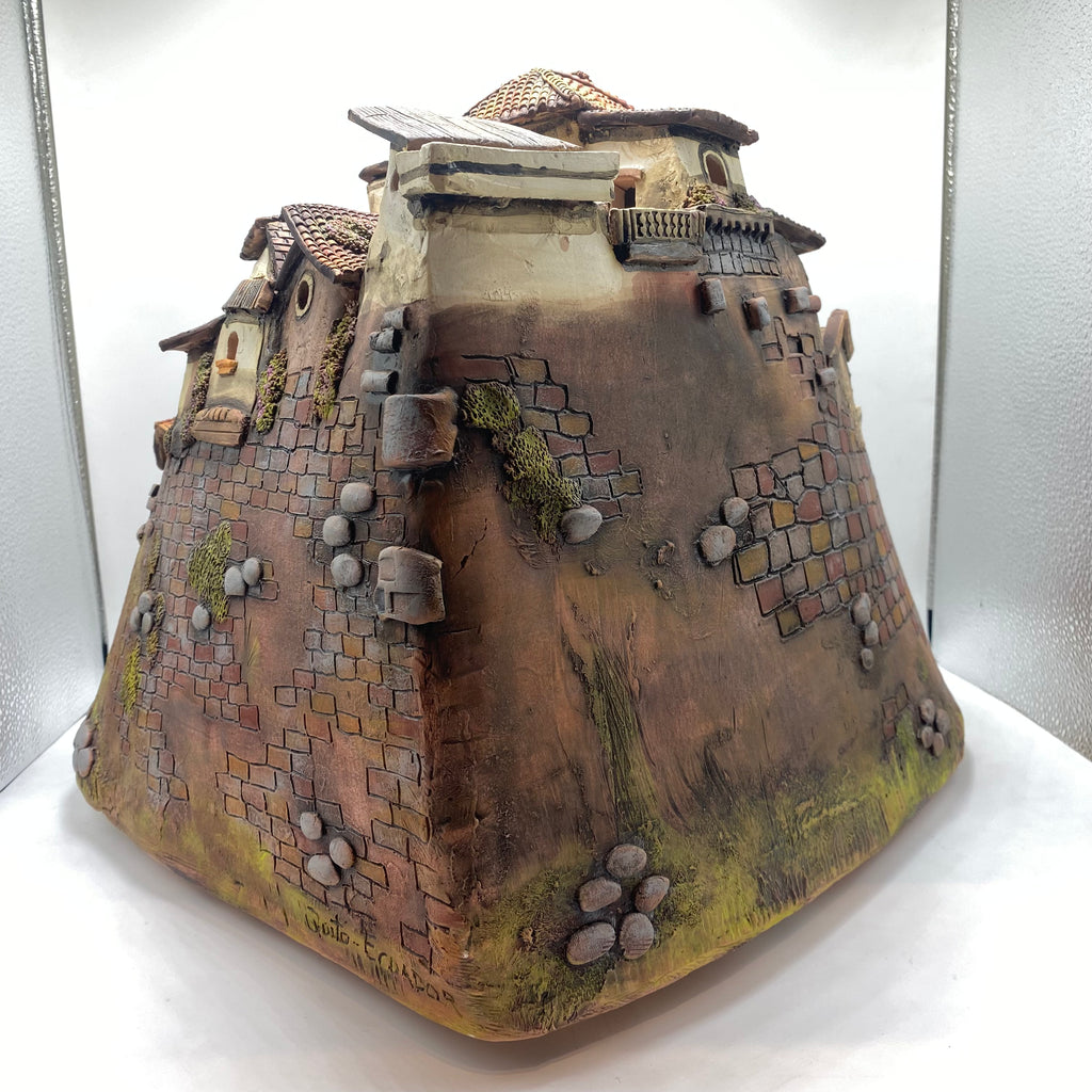 CERAMIC URBAN LANDSCAPE SCULPTURE 19L