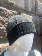 Load image into Gallery viewer, Alpaca Beanie (G4)

