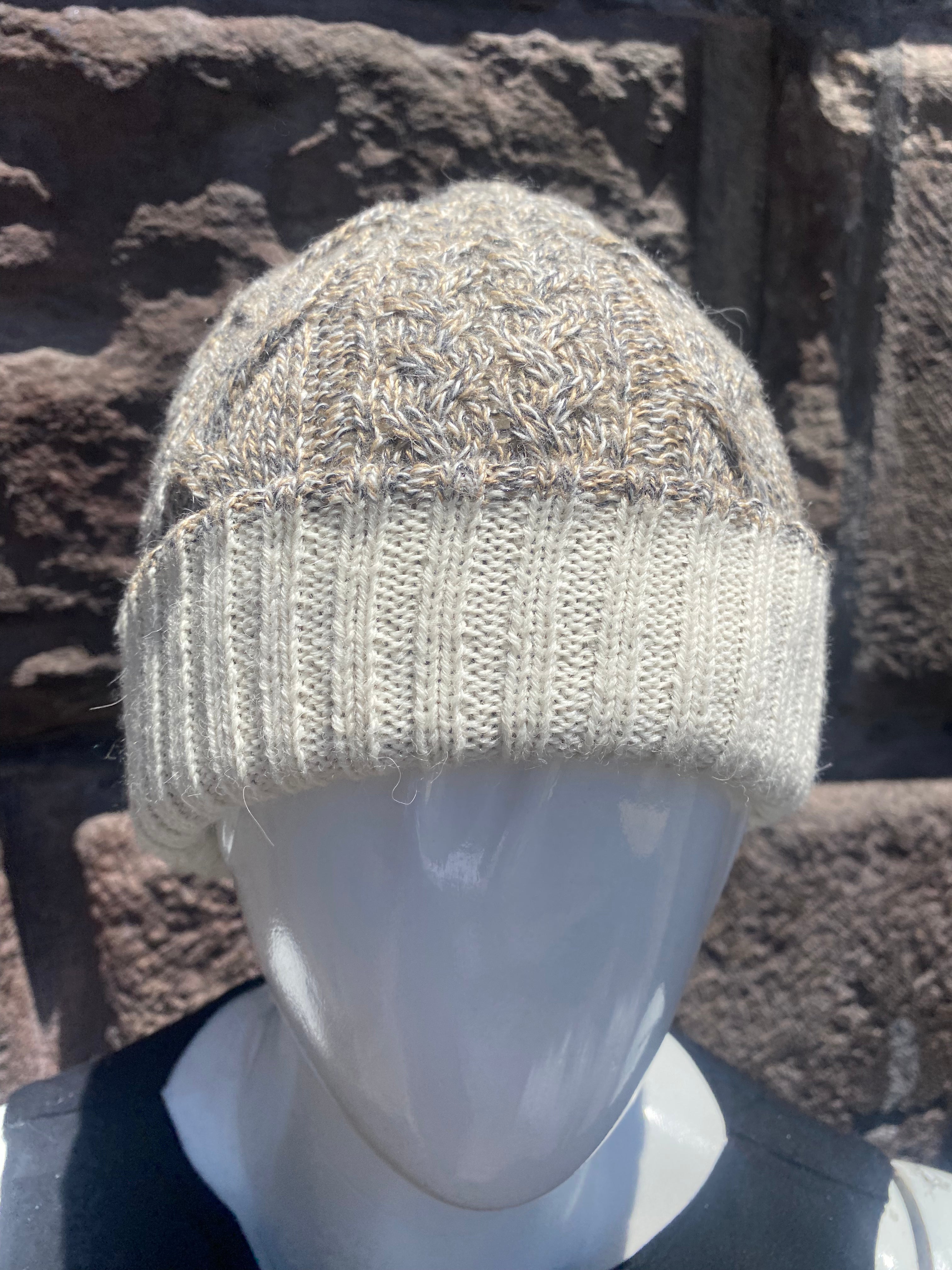 Alpaca Beanie (G6)