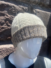 Load image into Gallery viewer, Alpaca Beanie (G6)
