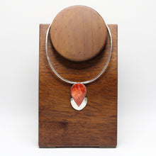 Load image into Gallery viewer, Silver and Spondylus shell Necklace 34
